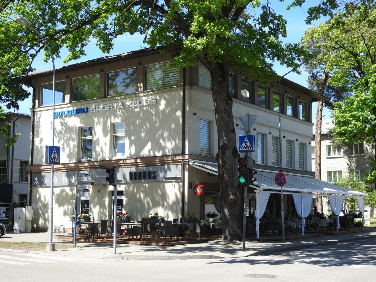 Vienibas Prospekts 6 Appartement Jūrkalne Buitenkant foto